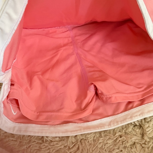 Nike White and Coral Pink Athletic Matching Set - Picture 4 of 5